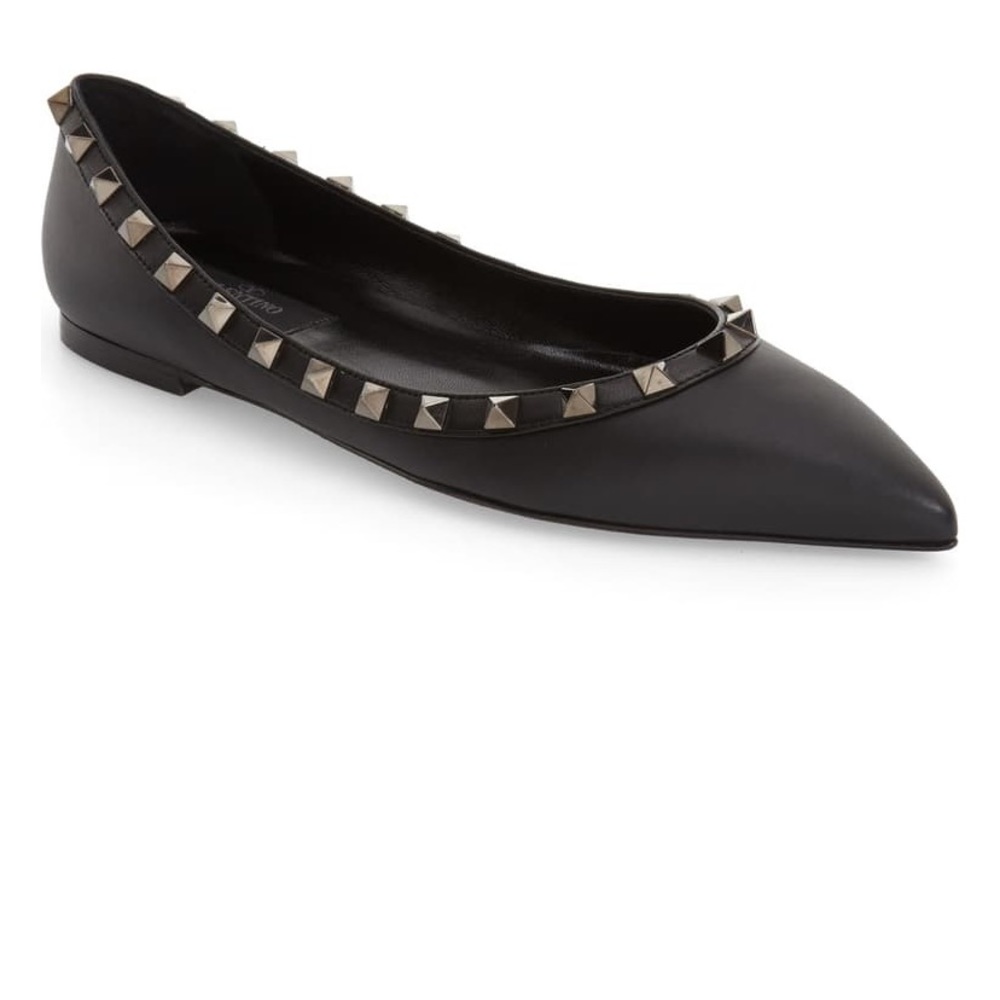 Matte black Valentino Rockstud flats
